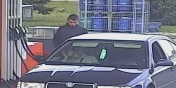 Policjanci poszukują złodziei paliwa ze stacji benzynowej