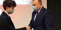 Rywalizowali w konkursie wiedzy o Konstytucji. "Konkurs dotyka aktualnych tematw" 