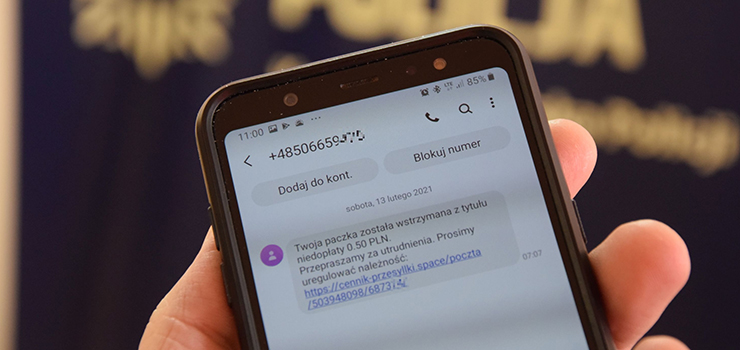 Dopłata do paczki? Uważaj, by nie stać się ofiarą oszustwa