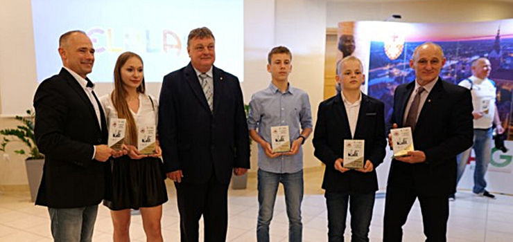 Mona skada wnioski o stypendia i nagrody za sukcesy sportowe