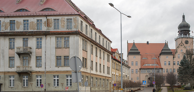 Wszyscy urzędnicy mieli być dostępni w jednym miejscu. Dlaczego ten plan nie zostanie zrealizowany?