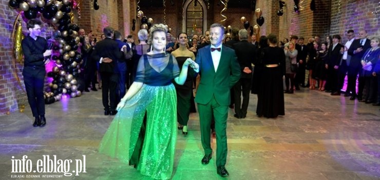 Studniówka Zespołu Państwowych Szkół Muzycznych. Zobacz zdjęcia z balu