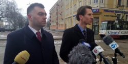 Pose Kacper Payski interweniuje u Prezydenta Elblga ws. komunikacji miejskiej. "Elblanie si na ni skar"
