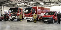 Cztery nowe pojazdy dla elbl�skich stra�ak�w - zobacz zdj�cia 