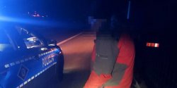 Szedł drogą ekspresową pod prąd – policjanci odwieźli go do wytrzeźwienia