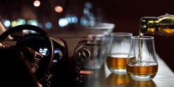 Mia�a do�ywotni zakaz prowadzenia. Po raz kolejny wsiad�a za kierownic� po alkoholu