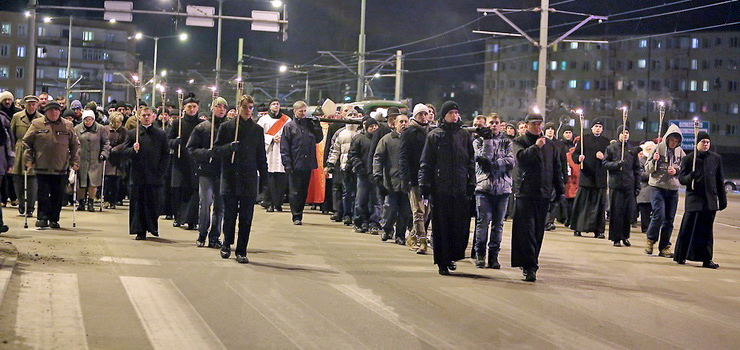 Dziś Droga Krzyżowa ulicami Elbląga. Mogą wystąpić utrudnienia w ruchu drogowym