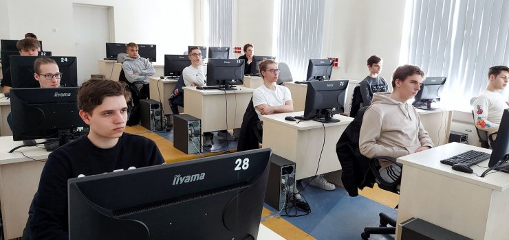 Szansa na rozwój dla młodych informatyków