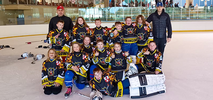 Elbląscy hokeiści na turnieju we Francji