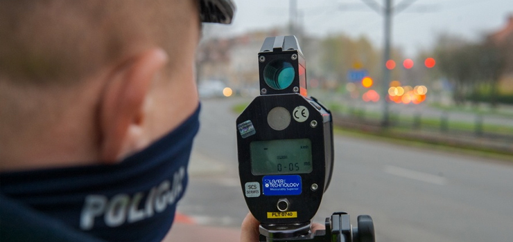 19-latek jechał 112 km/h aleją Piłsudskiego. Tu jest ograniczenie do 40 km/h