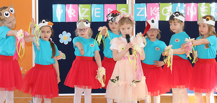 VIII Przegląd Piosenki Przedszkolnej, czyli mali artyści na szkolnej scenie!