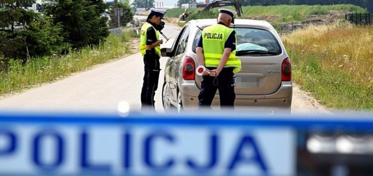 Policjanci podsumowali weekend: 7 nietrzeźwych kierujących, 145 interwencji, 12 kolizji