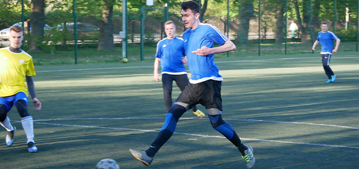 Grają o piłkarskie medale