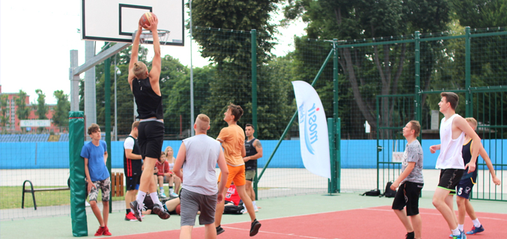 Turniej streetballa na Kalbarze