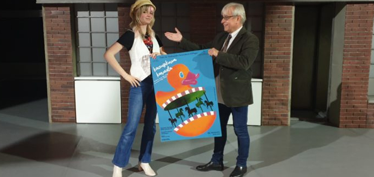 Konkurs plastyczny rozstrzygnięty. Karolina Kryjom autorką plakatu do spektaklu „Kaczuszkowa Karuzela”