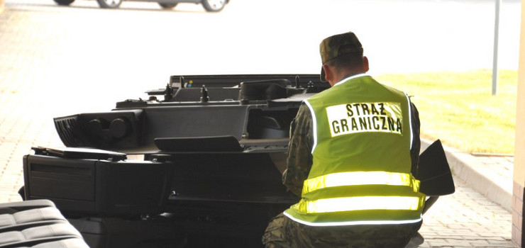 Kradzione części samochodowe ujawnione podczas kontroli granicznej