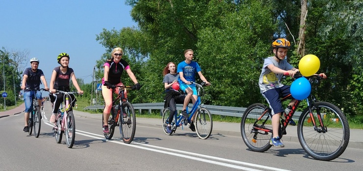 Rowerowy przejazd przez miasto