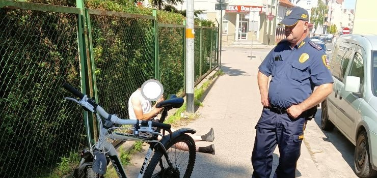 Podczas jazdy rowerem przewrci si na pot. Mia 4 promile alkoholu w organizmie