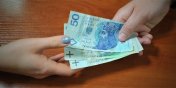 Radio ZET: Prokuratura sprawdza czy doszło do korupcji w miejskich przetargach w Warszawie