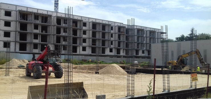 Elbląg: Na ul. Rawskiej ruszyły prace budowlane. Co powstaje w tym miejscu?