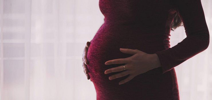 Rejestr ciąż wszedł w życie. To "inwigilacja kobiet" czy zwykła informacja medyczna?