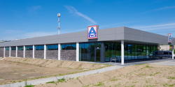 Budowa Aldi na uko�czeniu. Na kiedy zaplanowano otwarcie?