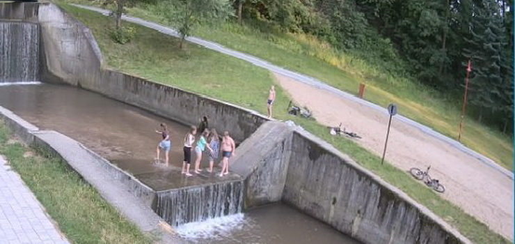 W Elblągu nie ma otwartych akwenów wodnych. Czy nielegalne kąpiele w Kumieli to powód tego?