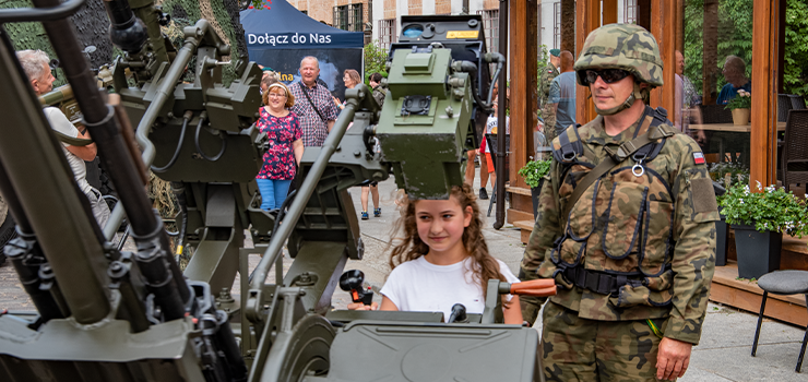 Święto Wojska Polskiego w Elblągu. Piknik na Starym Mieście (zobacz zdjęcia)