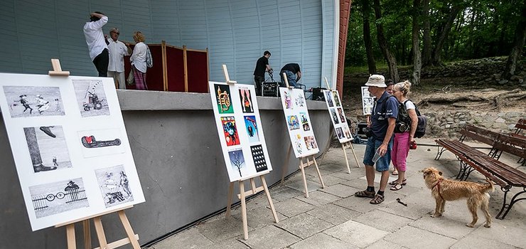 XXV letni Salon Muzyczny Bażantarnia. Galeria w lesie