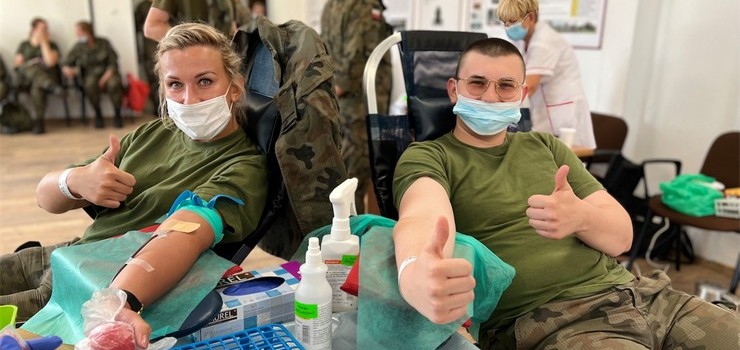 Popłynęła żołnierska, tak potrzebna innym krew