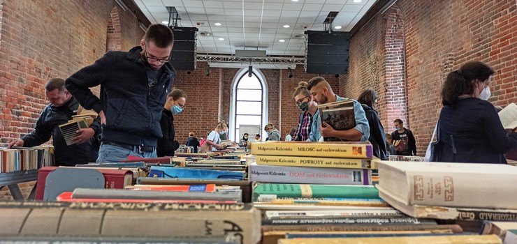 Podaruje drugie życie książkom: biblioteczny kiermasz