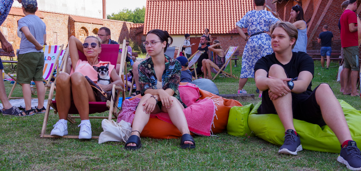 "Śniadanie na trawie" na pożegnanie wakacji. Zobacz zdjęcia