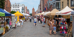 XVI Elbl�skie �wi�to Chleba. Trwa Jarmark produkt�w regionalnych (zobacz zdj�cia)