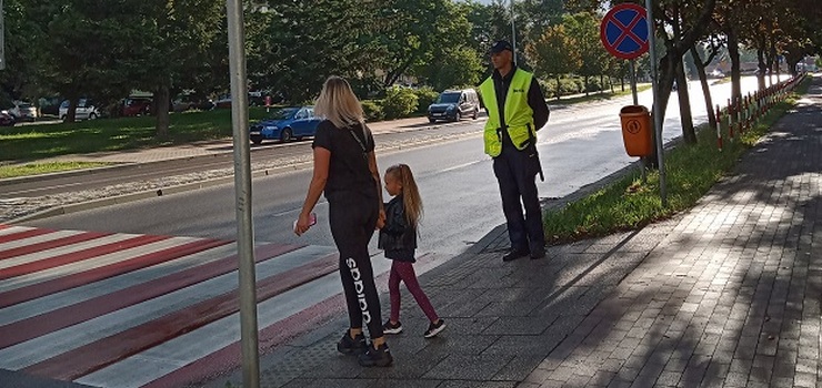 Powrót do szkoły. Straż Miejska: Kierowcy powinni zachować wyjątkową czujność