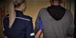  27-latek ukrad� kosz na �mieci z marketu, poci�� go i sprzeda� na z�omie