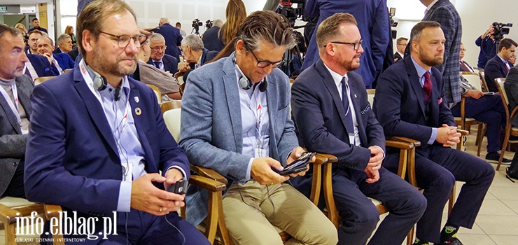 Elbląg wyprzedził otwarcie przekopu Mierzei Wiślanej... konferencją i porozumienie z Duńczykami