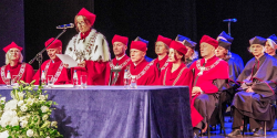 "Uczelnia wpisuje si� do elitarnego grona". Inauguracja roku akademickiego w AMiSNS (zobacz zdj�cia)