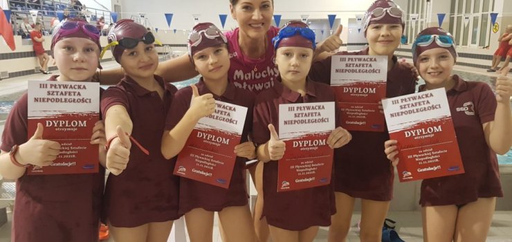 Pływacka Sztafeta Niepodległości