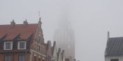 Elbląg: Miasto spowiła jesienna mgła. Zobacz zdjęcia