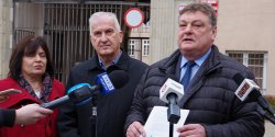 Politycy nie chc� by� odwo�ani w referendum. Prezydent i RM wydali o�wiadczenie