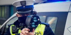 Elbl�g: Policjanci kontrolowali pr�dko�� m.in. na ul. Jana Paw�a II