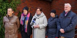 Pos�anka Falej: Panie ministrze, prosz� si� zwolni�. Nauczyciele sobie bez pana poradz�