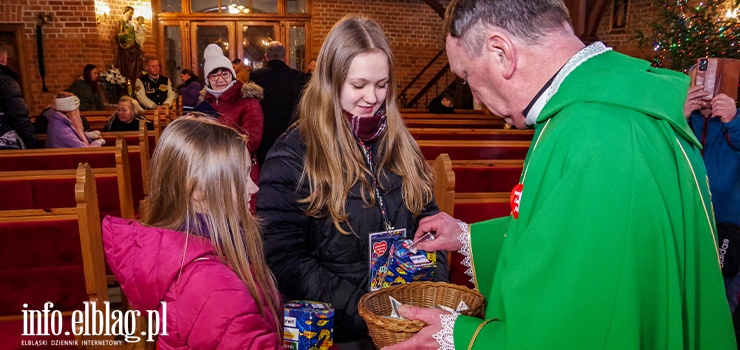 Ksiądz z Elbląga pieniądze z tacy przekazał na WOŚP. "Kościół przez to nie zubożeje" - zobacz zdjęcia!