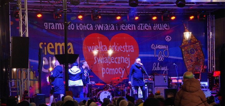 "Tego dnia wszyscy czujemy się lepiej". Wielka Orkiestra Świątecznej Pomocy zagrała w Elblągu - zobacz zdjęcia!