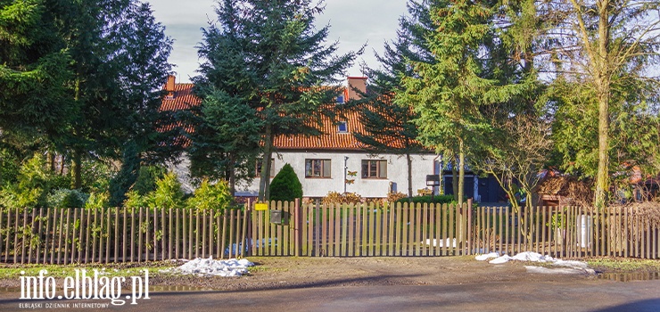 Fundacja z Elbląga dostała ponad 2 mln zł na... zakup posiadłości z lasem w Karczowiskach Górnych!