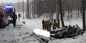 Na terenie województwa warmińsko-mazurskiego panują trudne warunki drogowe. Strażacy apelują o rozwagę