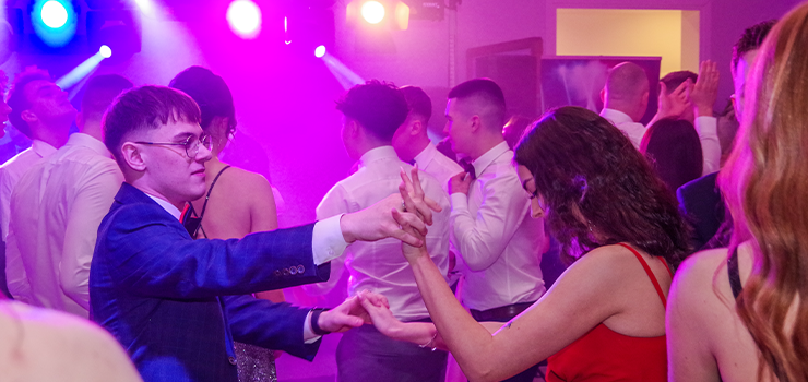 Studniówka Zespołu Szkół Mechanicznych w Elblągu. "Taki wieczór zdarza się tylko raz w życiu" (zobacz zdjęcia)