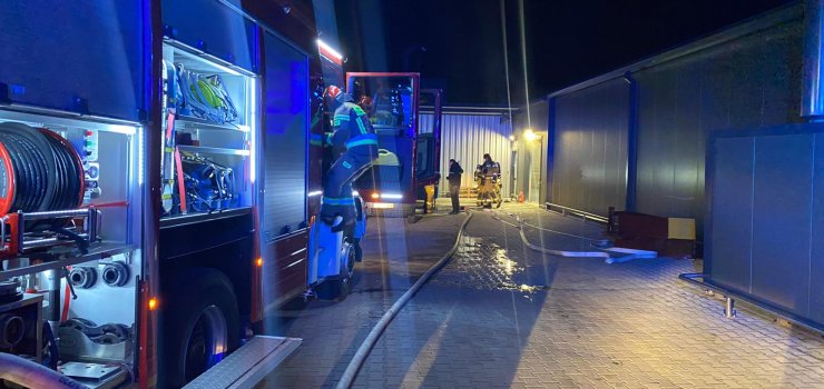 Interwencja strażaków w Zakładzie Stolarskim przy Agatowej 27