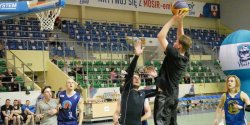 Fina�owy turniej koszykarzy 3x3 ju� jutro