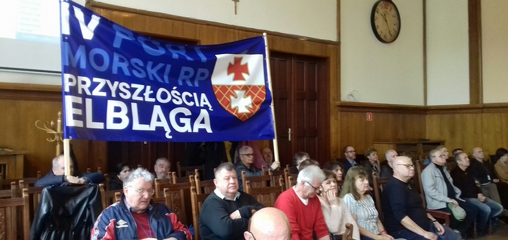 Elblg: Trwa sesja Rady Miejskiej. Stranicy wyprowadzili mieszkaca z sali
